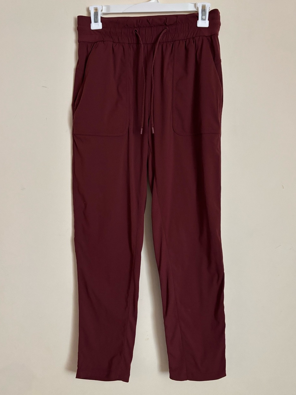 lululemon athletica women  Maroon Drawstring Joggers